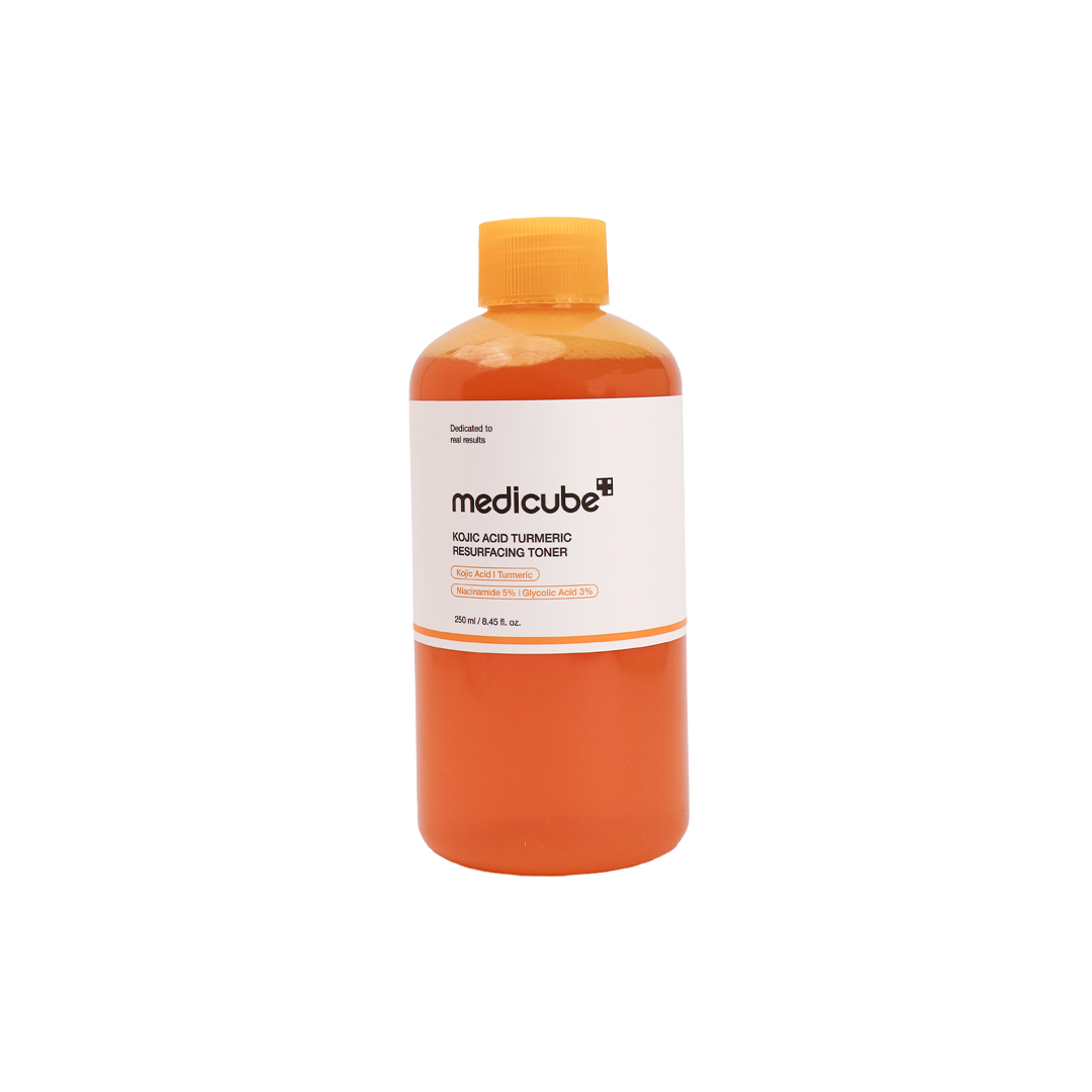 Medicube Kojic Acid Turmeric Resurfacing Toner 250 ml (5) Medicube Kojic Acid Turmeric Resurfacing Toner 250 ml - Image 1
