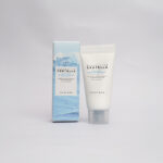 SKIN1004 Madagascar Centella Hyalu-Cica Water-Fit Sun Serum SPF50+ PA++++ 15 ml - Image 3